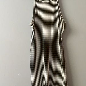 Black and white fitted dress